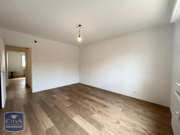 Appartement à louer 4 pièces 90m²