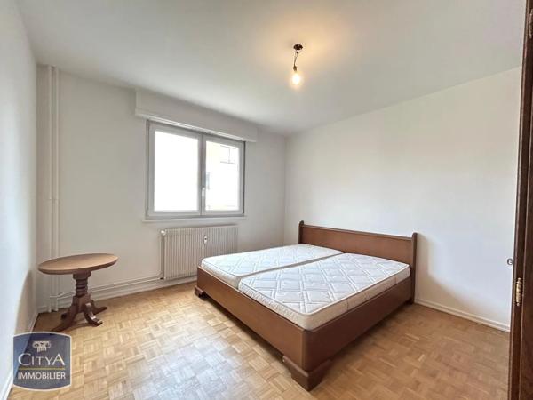 Appartement à louer 4 pièces 90m²
