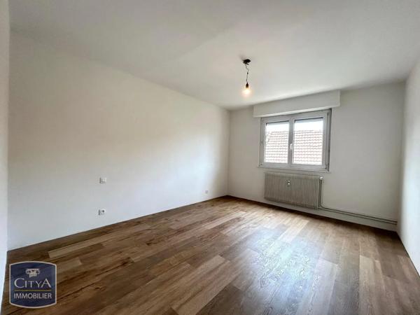 Appartement à louer 4 pièces 90m²