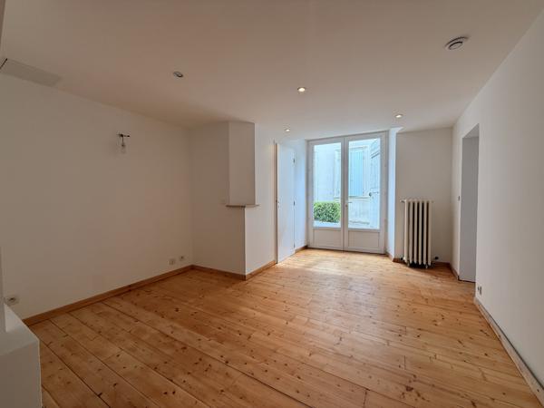 Maison de caractère 7 pièces au cœur de PENNE D’AGENAIS