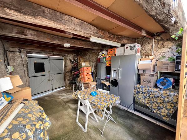 Jolie maison de village avec terrasses