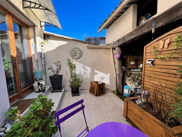 Jolie maison de village avec terrasses