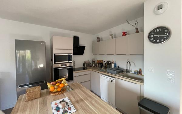 Appartement à vendre    4 pièces • 84 m2 Dax