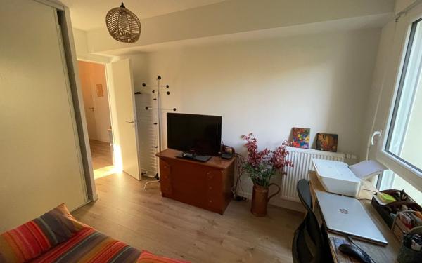 Appartement à vendre    4 pièces • 84 m2 Dax