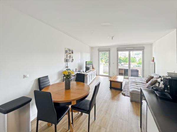 Appartement Eysines 3 pièce(s) 56.00 m2