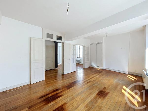 Appartement Duplex à vendre  3 pièces - 76,10 m 2   SENS  - 89