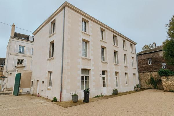 IMMEUBLE DE BUREAUX 436M² EN CENTRE VILLE A LOUER AVEC EMPLACEMENTS DE PARKING