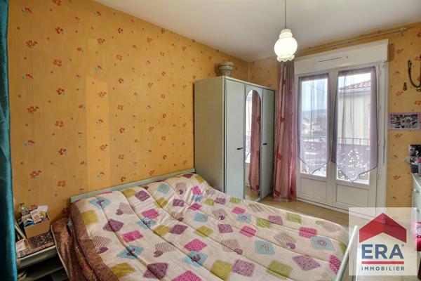 Appartement de 85 m² habitable à Saint-Paul-Trois-Châteaux