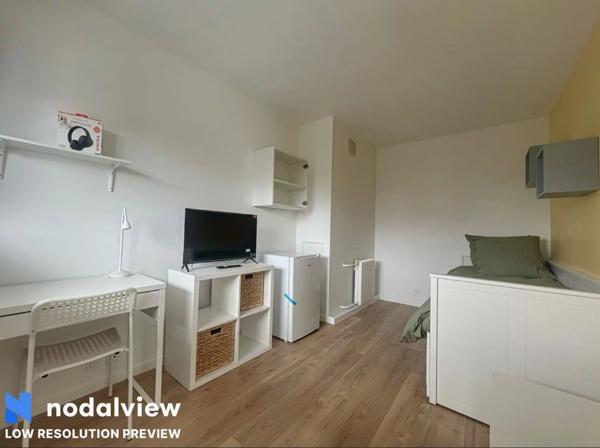 Location Chambre 7 pièces 95 m2 à Athis-Mons