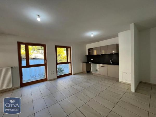 Appartement à louer 2 pièces 50m²