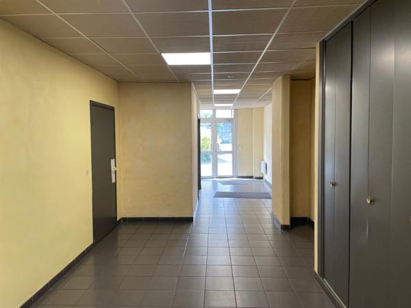A VENDRE BUREAUX 122 M2 COMPIEGNE CENTRE-VILLE