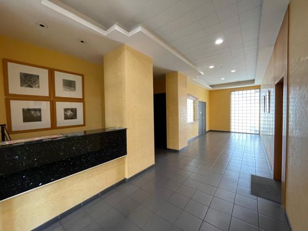 A VENDRE BUREAUX 122 M2 COMPIEGNE CENTRE-VILLE