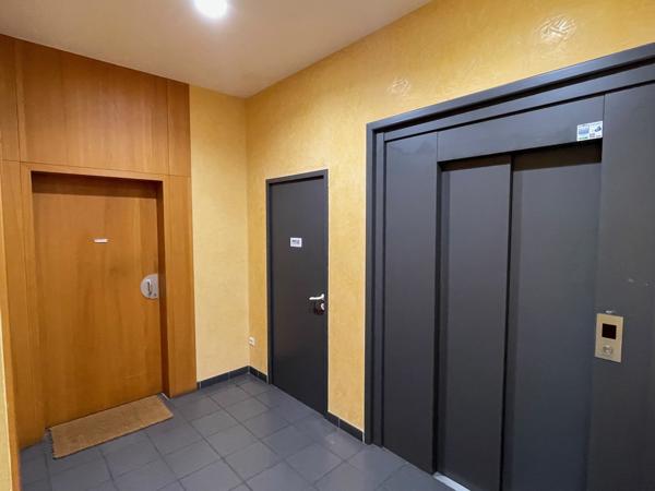 A VENDRE BUREAUX 122 M2 COMPIEGNE CENTRE-VILLE