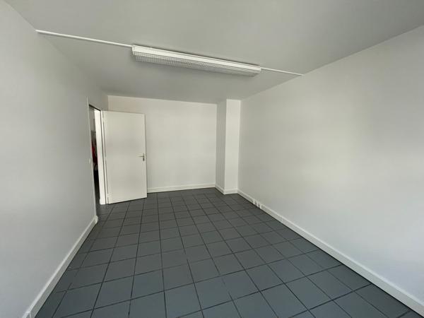 A VENDRE BUREAUX 122 M2 COMPIEGNE CENTRE-VILLE