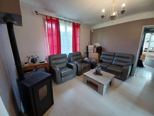 L'Aigle Maison  6 pièce(s) 115 m2 avec 5 chambres  // A SAISIR