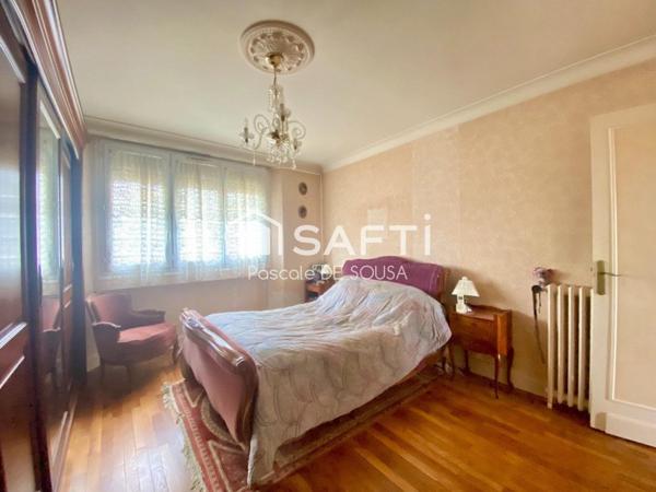 Nanterre Limite Rueil, 3 pièces traversant et lumineux