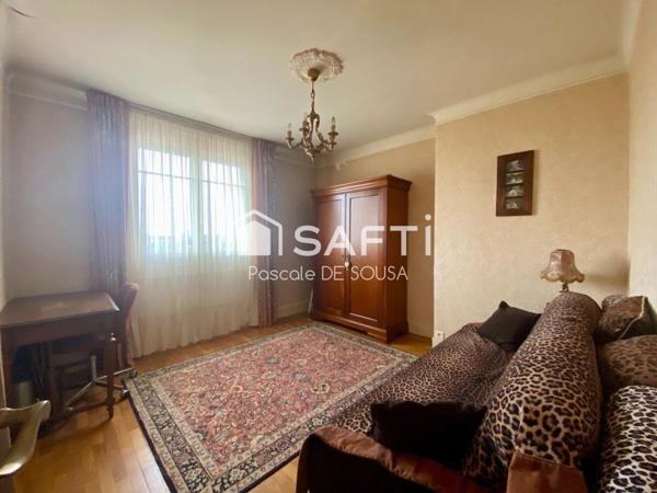 Nanterre Limite Rueil, 3 pièces traversant et lumineux