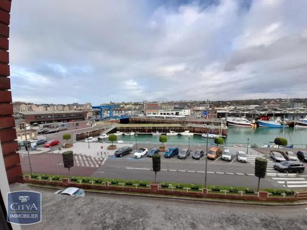 Appartement à louer 2 pièces 41.96m²