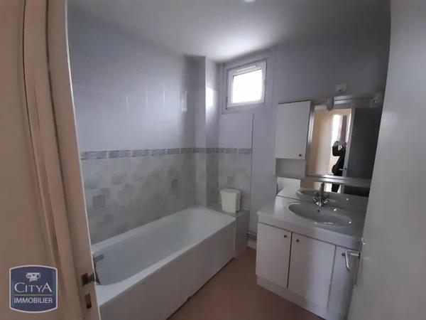 Appartement à louer 2 pièces 41.96m²