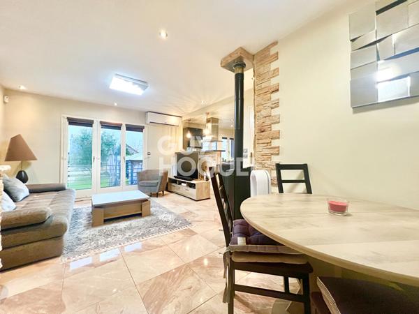 A LOUER CHARMANT T2/T3 MEUBLÉ