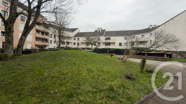 Appartement F2 à vendre  2 pièces - 53,67 m2 EVRY - 91