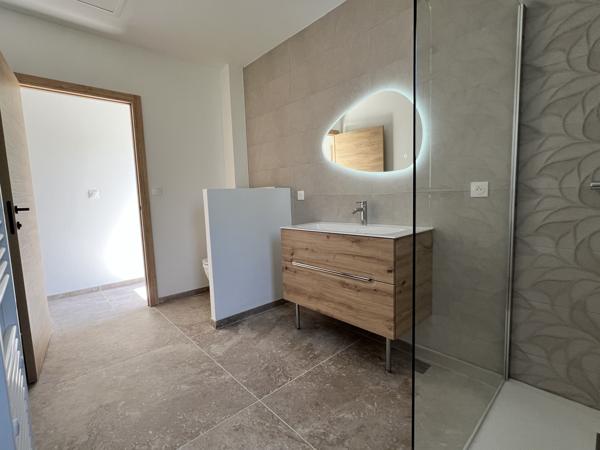 Villa contemporaine 110m2, 3 Chambres avec piscine