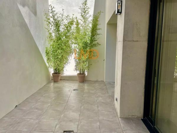 Maison , Quartier Revolution, Terrasse, Calme, Lumineux