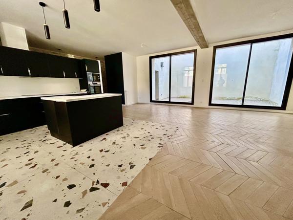 Maison , Quartier Revolution, Terrasse, Calme, Lumineux