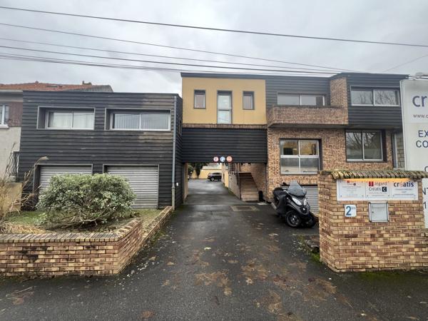 Bureaux à vendre à Longjumeau centre avec accès gare immédiat