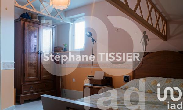 Maison d’architecte 11 pièces de 232 m² à Autun (71400)