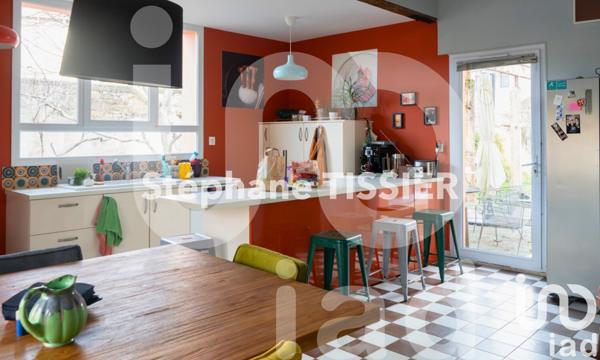 Maison d’architecte 11 pièces de 232 m² à Autun (71400)