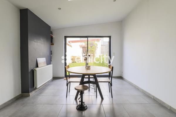 Maison 3 pièces - 94 m² Exclusivité efficity