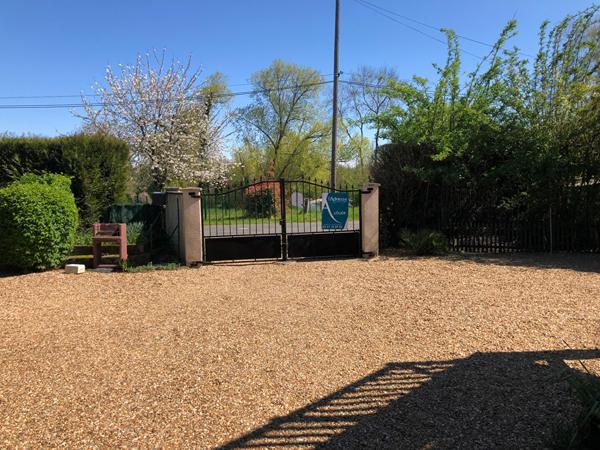 A LOUER BRISSARTHE Grand Appt T3 Meublé de 80 m2 avec vue sur la Sarthe