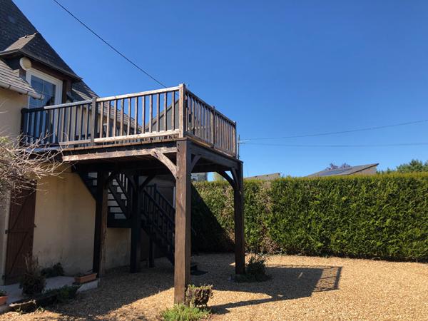 A LOUER BRISSARTHE Grand Appt T3 Meublé de 80 m2 avec vue sur la Sarthe