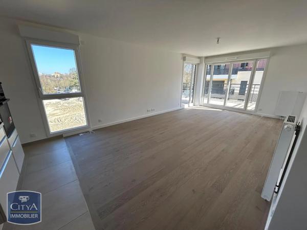 Appartement à louer 3 pièces 70.68m²