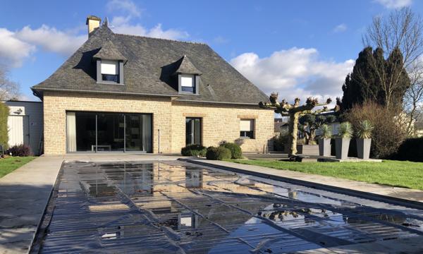 Vern-sur-Seiche (35770) Élégante maison familiale avec piscine et prestations haut de gamme aux portes de Rennes