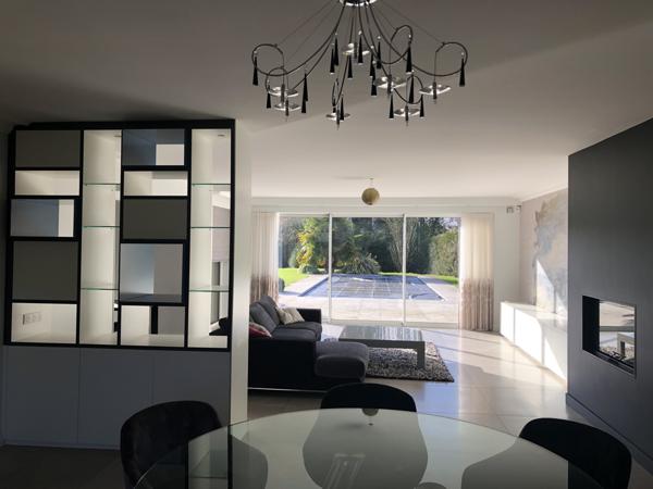 Vern-sur-Seiche (35770) Élégante maison familiale avec piscine et prestations haut de gamme aux portes de Rennes