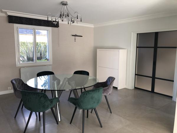 Vern-sur-Seiche (35770) Élégante maison familiale avec piscine et prestations haut de gamme aux portes de Rennes