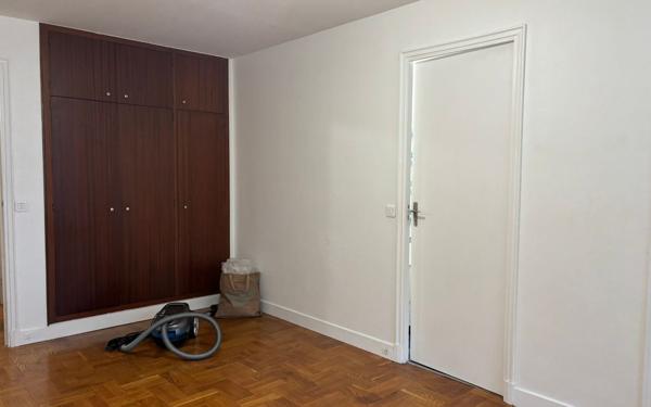 Appartement à louer    1 pièce • 27,26 m2 Paris 11