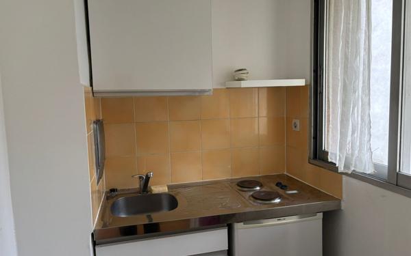 Appartement à louer    1 pièce • 27,26 m2 Paris 11