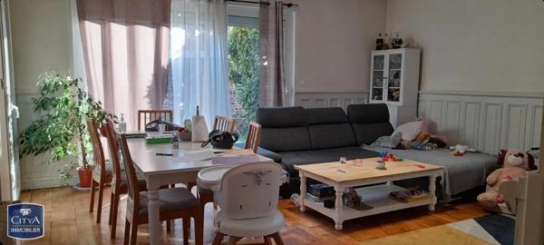 Appartement à louer 3 pièces 77m²