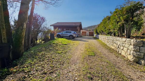 Maison individuelle au calme avec énorme vue sur les Alpes !