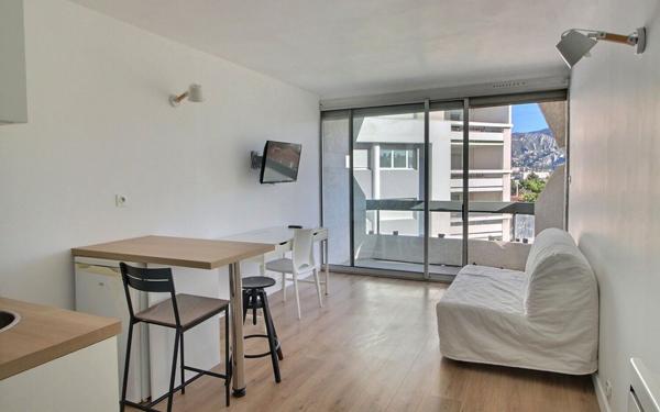 Appartement à louer    1 pièce • 20,91 m2 Marseille 10