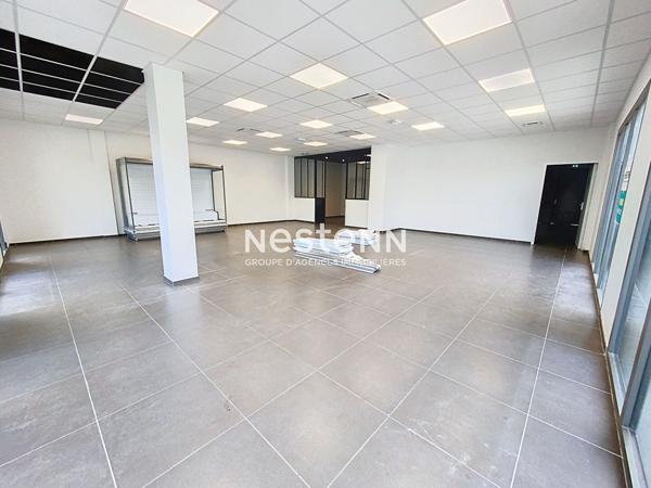 A VENDRE - SAINT-ESTEVE - LOCAL COMMERCIAL