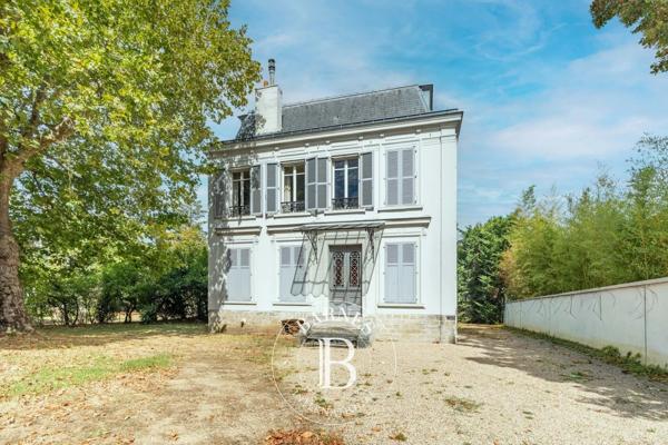 Chatou, Maison 6 Chambres -  322 m² à vendre