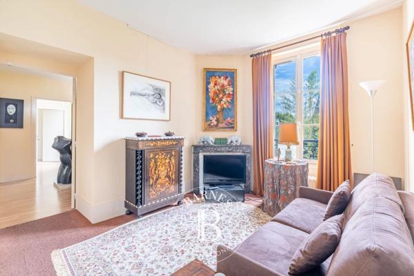 Chatou, Maison 6 Chambres -  322 m² à vendre