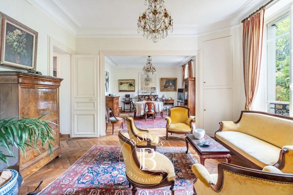 Chatou, Maison 6 Chambres -  322 m² à vendre