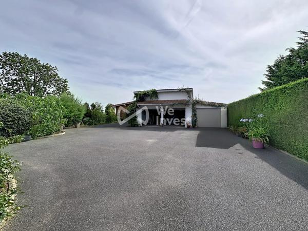 Villa de plain-pied de type 5 avec jardin.