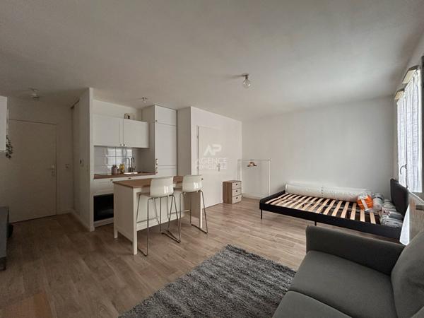 Appartement Carrières Sous Poissy 1 pièce(s) meublé 29.24 m2 Loyer 800 €/mois charges comprises **  - Référence  9079