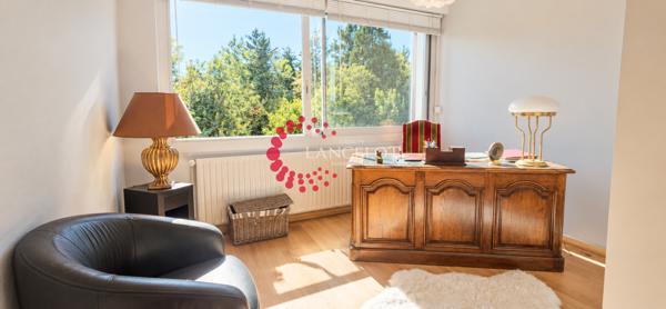 Magnifique T6 de 125 m² avec terrasse et vue sur Lyon